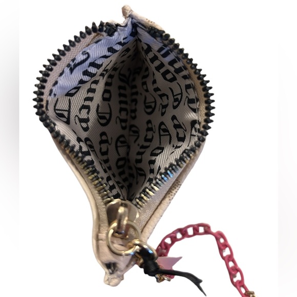 🆕NWT Juicy Couture Can’t Tame Her Bifold Wallet - Picture 11 of 13